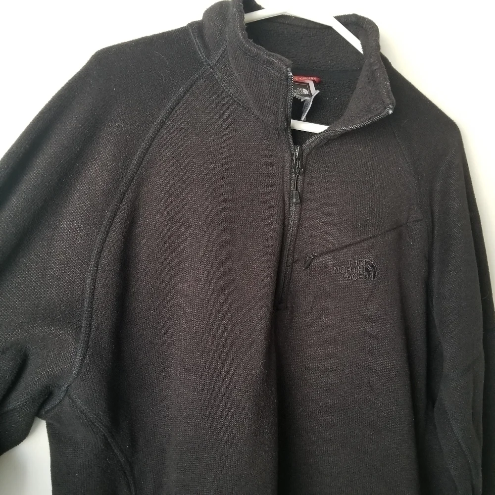 North Face Black 1/4 Zip Fleece Pullover Zip Chest Pocket Size L